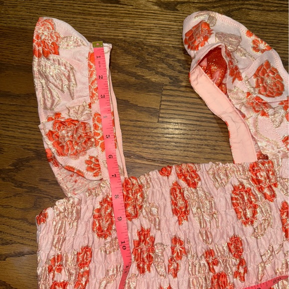 NWT Womens M/6 - Charm the crowd Blush pink metallic floral Jacquard smocked top - Picture 6 of 12